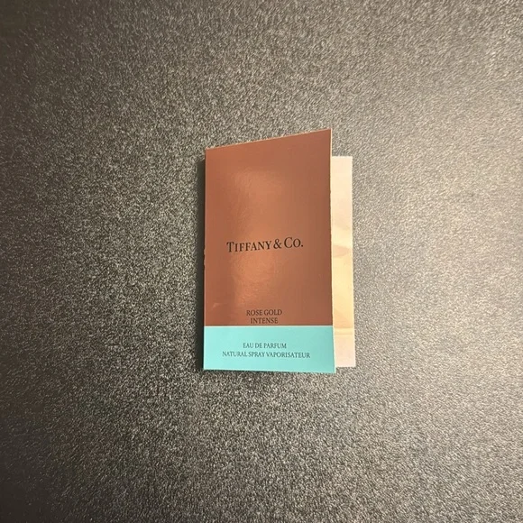 Assorted Designer Fragrance Samples - Picture 3 of 7